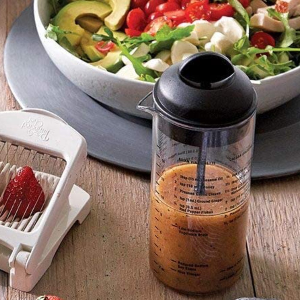 EUC Pampered Chef Measure, Mix, & Pour Salad Dressing Mixer 16 oz Item 2265 Box